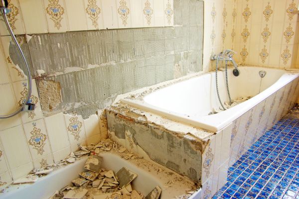 Bathtub Demolition in Huntersville