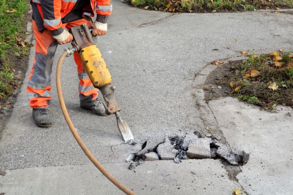 Concrete Sidewalk Removal in Huntersville
