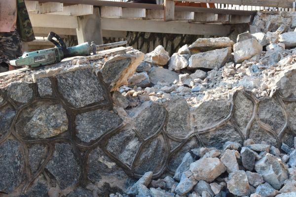 Retaining Wall Demolition in Huntersville